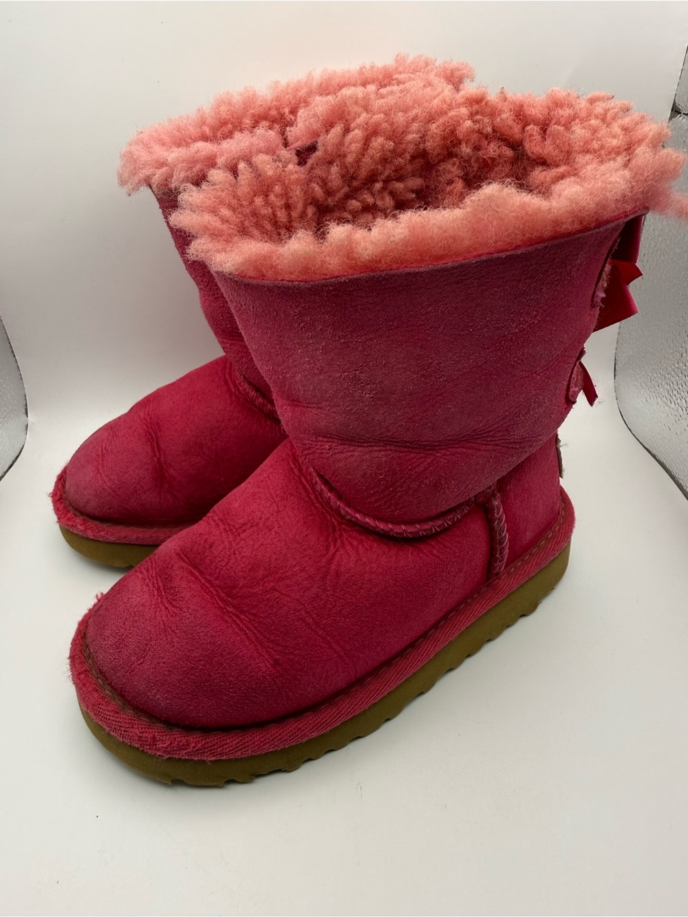 UGG Bailey Bow Classic Winter Lined Boots Toddler 8 Pink Sheepskin Suede